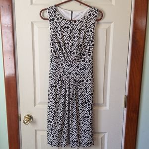 Black and white geometric pattern dress